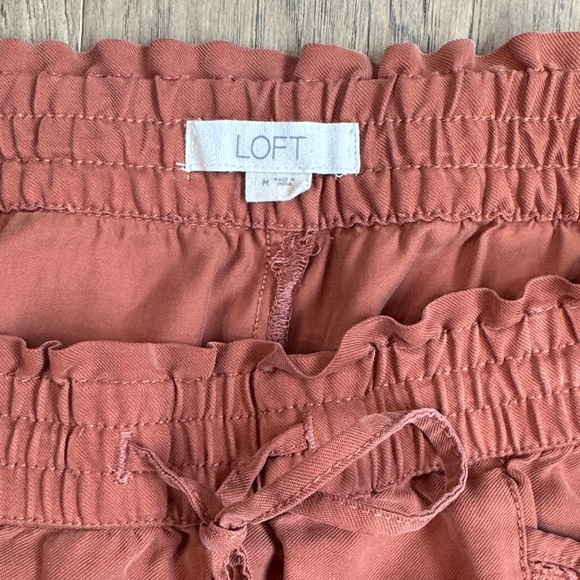 LOFT Women's Burnt Orange Pull on Paper Bag Shorts Drawstring Size Medium - Picture 3 of 6